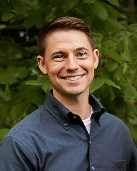 Daniel Kroll, Broker at @properties